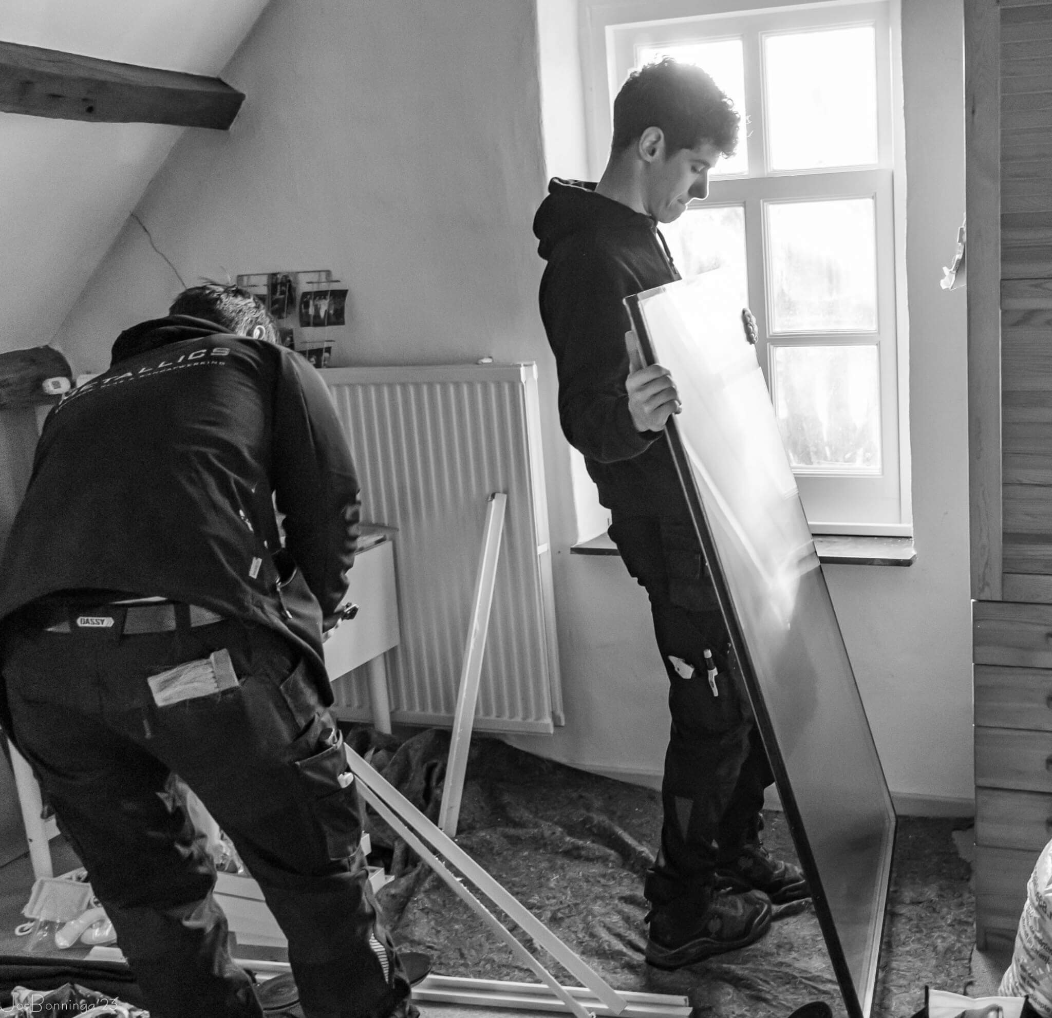 Glas project Eersel - Metallics schilder, glas en wandafwerking
